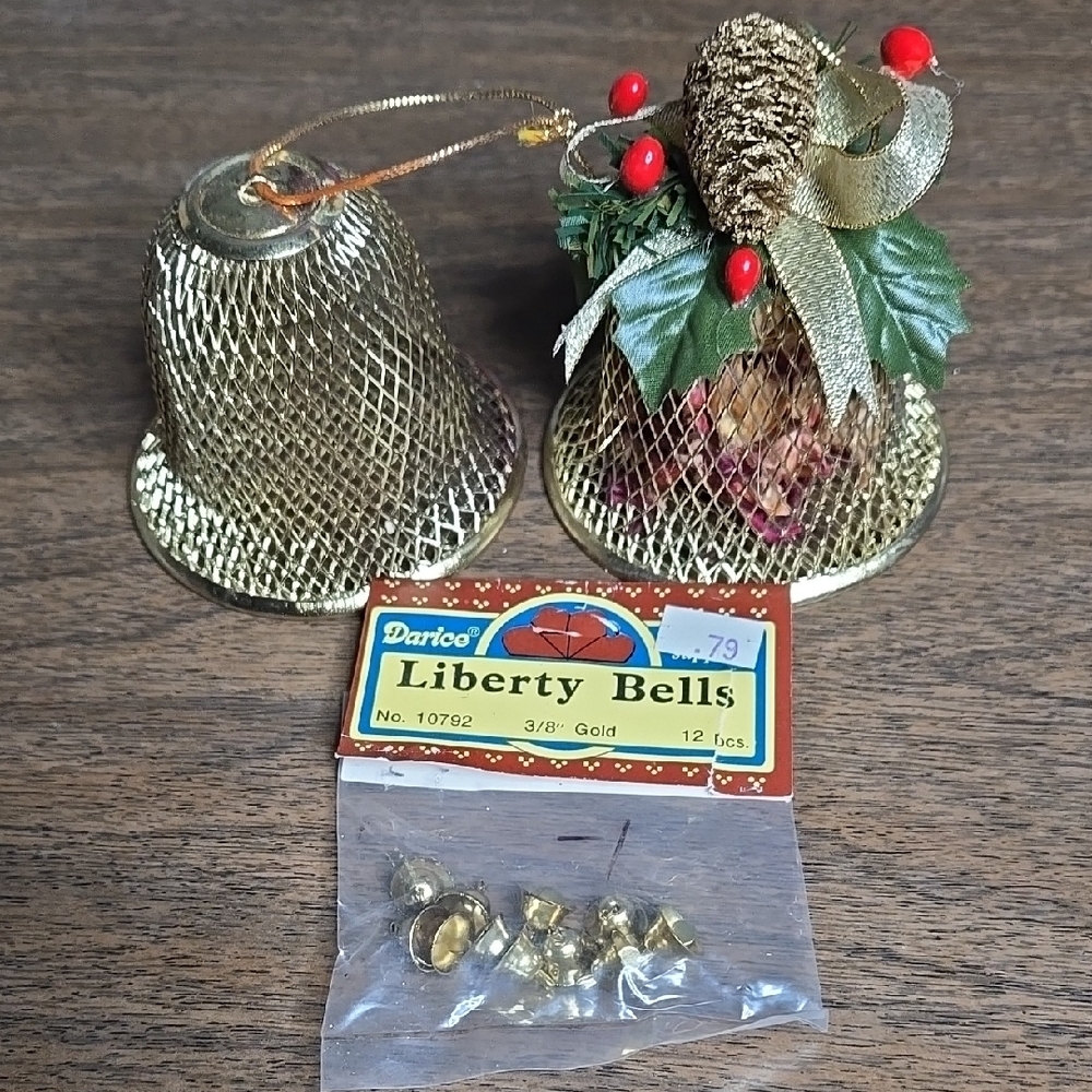 Liberty Bell Bundle (3), 2 Bell Ornaments, Pack of‎ 12 Mini Bells